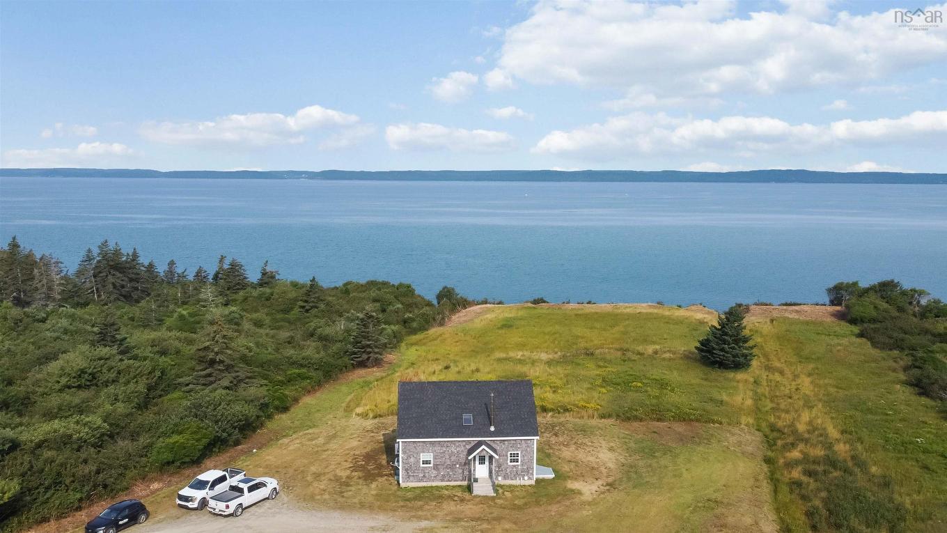 885 Fort Point Road, Ashmore, NS