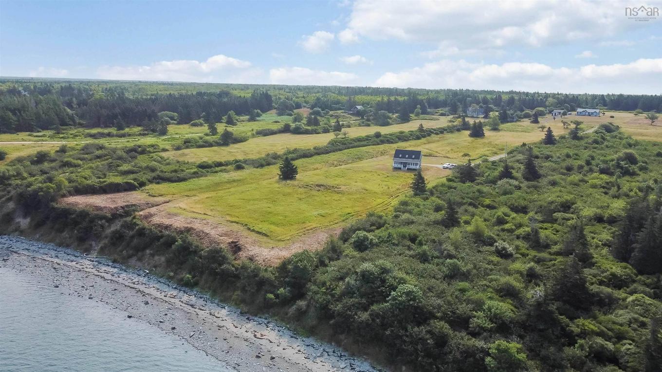 885 Fort Point Road, Ashmore, NS