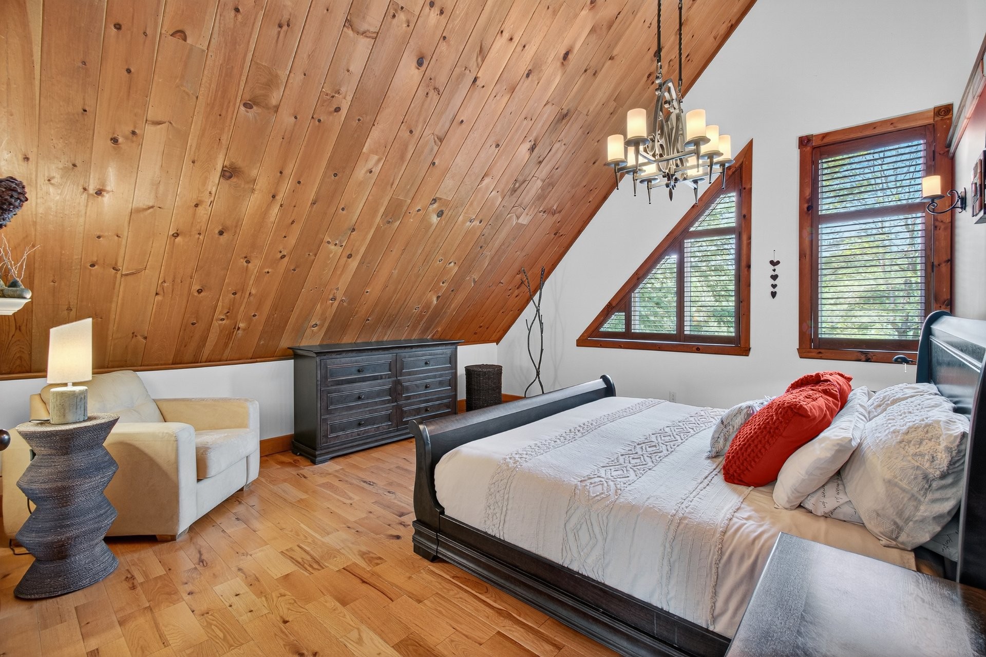 Chambre à coucher principale - 126 Ch. Des Simoneau, Lac-Simon, QC - Indoor Photo Showing Bedroom