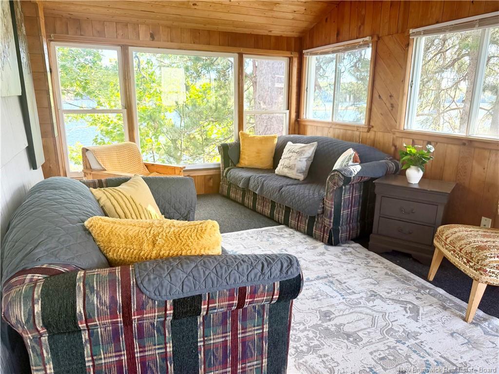 1173 Route 425, Whitney, NB