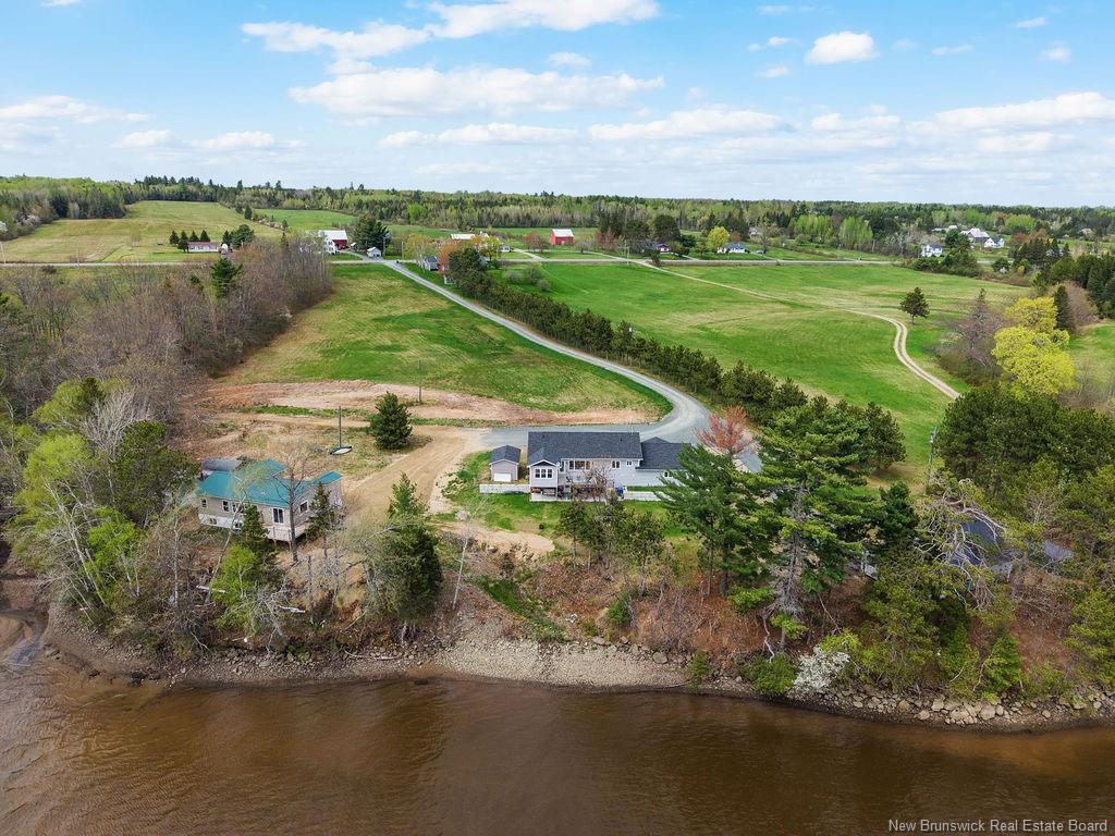 1173 Route 425, Whitney, NB