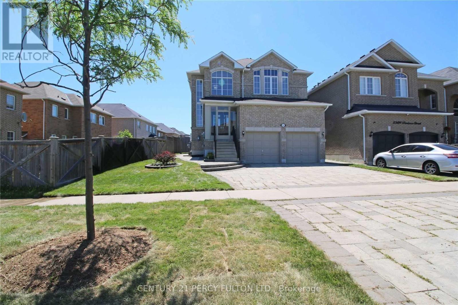 Bsmt 2 - 3311 Denison Street, Markham, ON - Outdoor With Facade