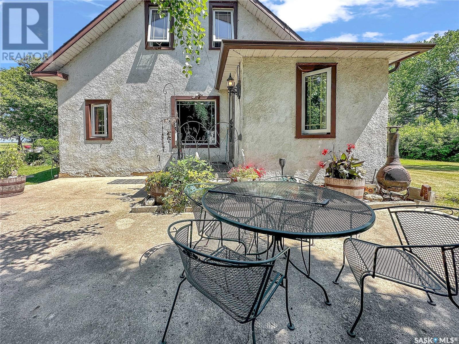 Lomenda Acreage, Langenburg Rm No. 181, SK - Outdoor With Deck Patio Veranda