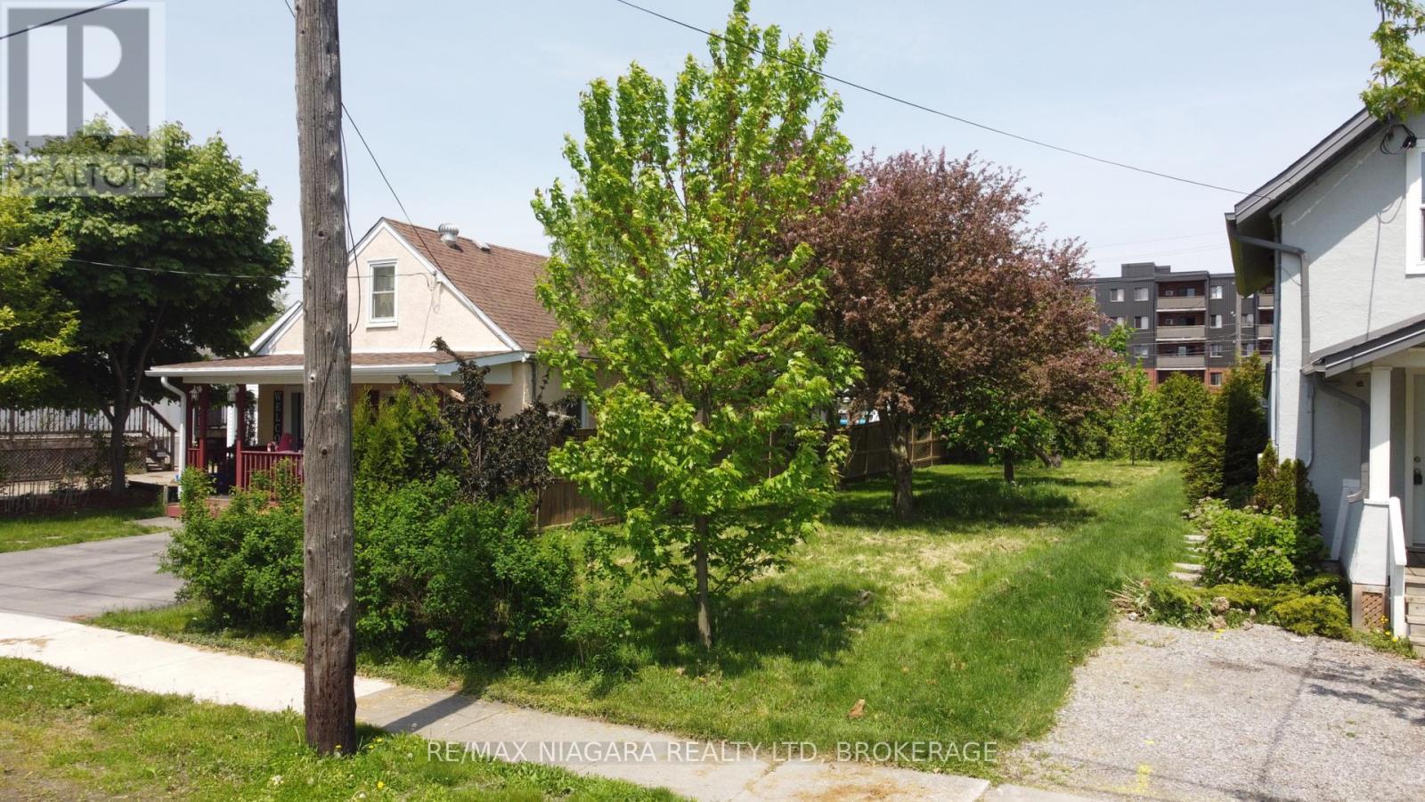 106 Chestnut Street, Port Colborne (Killaly East), ON