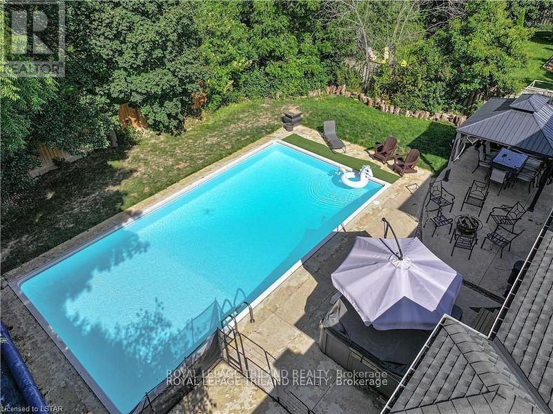 69 Shavian Boulevard, London North (North A), ON - Outdoor With In Ground Pool With Deck Patio Veranda