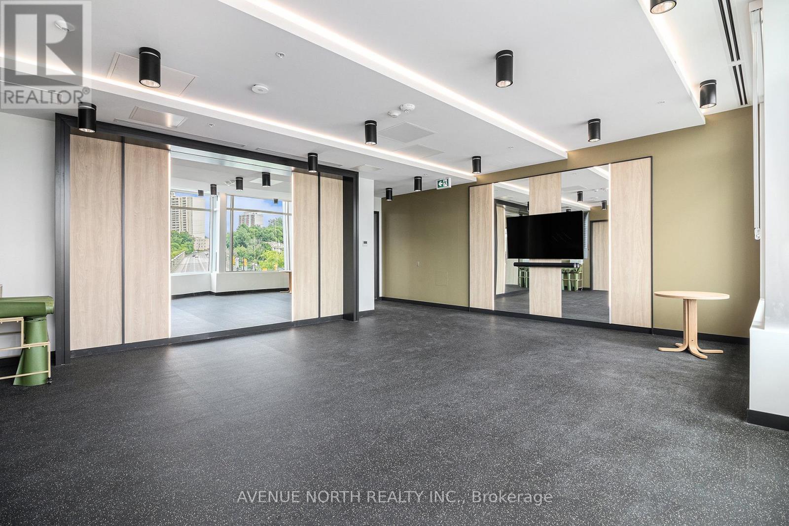 1312 - 280 Montgomery Street, Ottawa, ON - Indoor Photo Showing Other Room