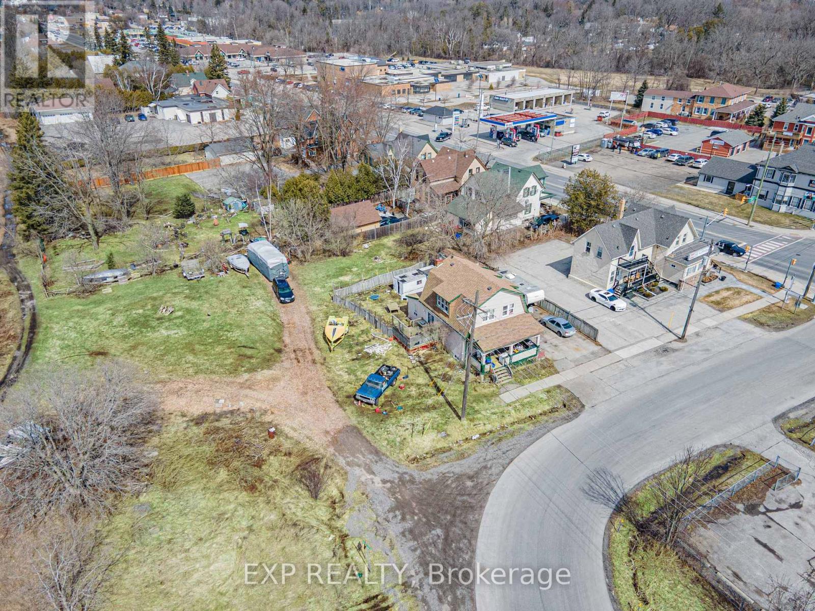 173&77 High Street, Georgina, ON