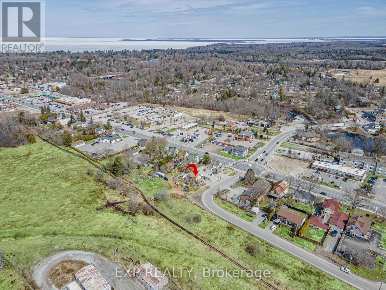 173&77 High Street, Georgina, ON