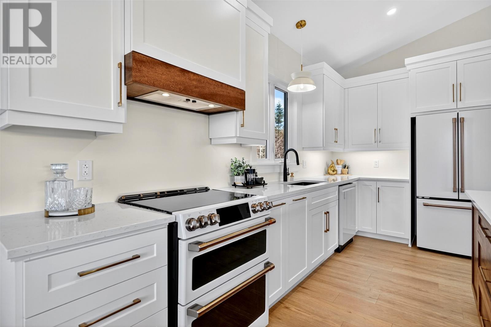 12 Reddley Place, Conception Bay South, NL - Indoor Photo Showing Kitchen With Upgraded Kitchen