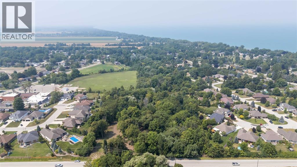 6851 Fleming Street, Plympton-Wyoming, ON