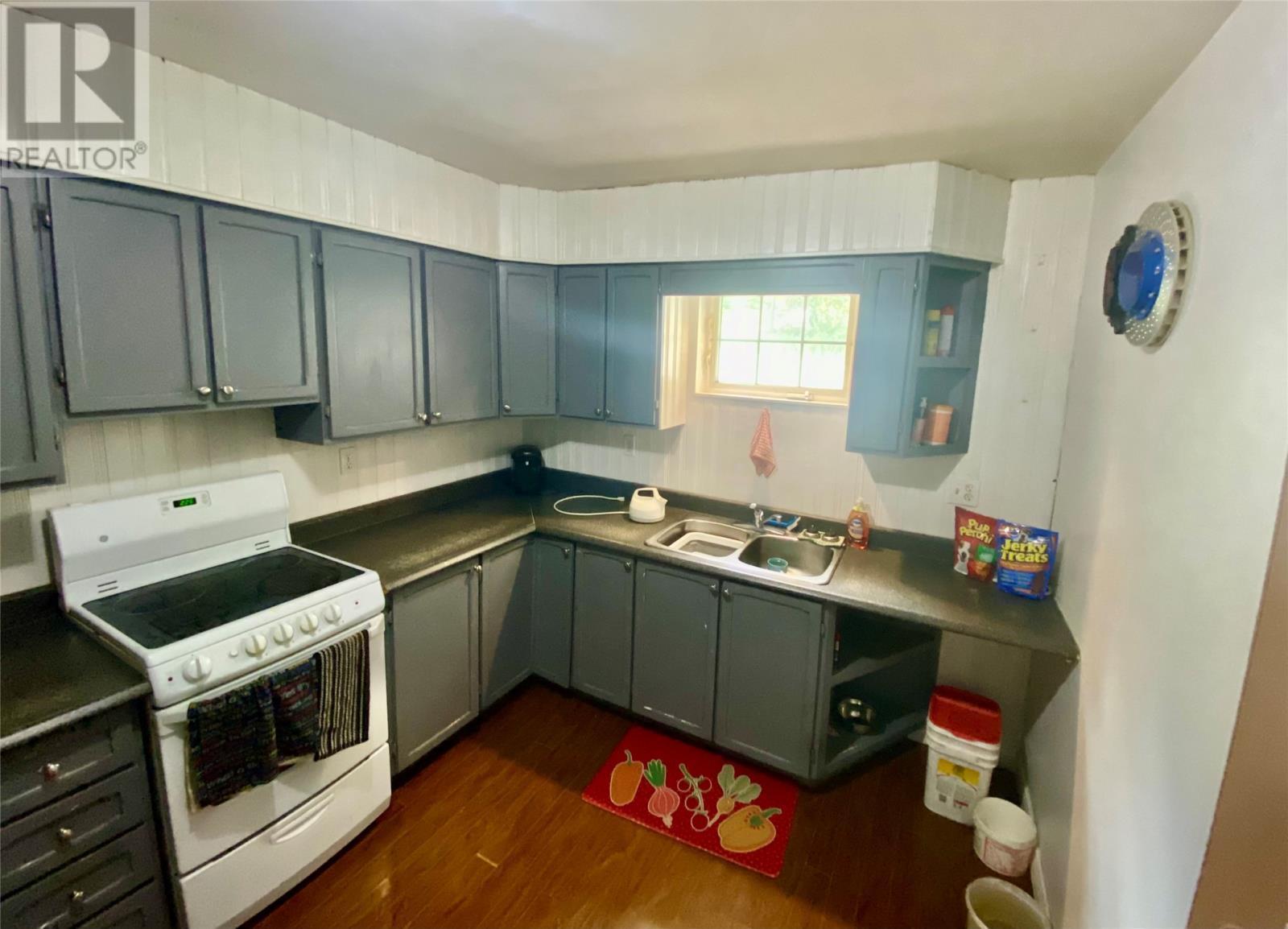 39 Station Road, Glovertown, NL - Indoor Photo Showing Kitchen With Double Sink