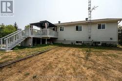 Great yard for entertaining -