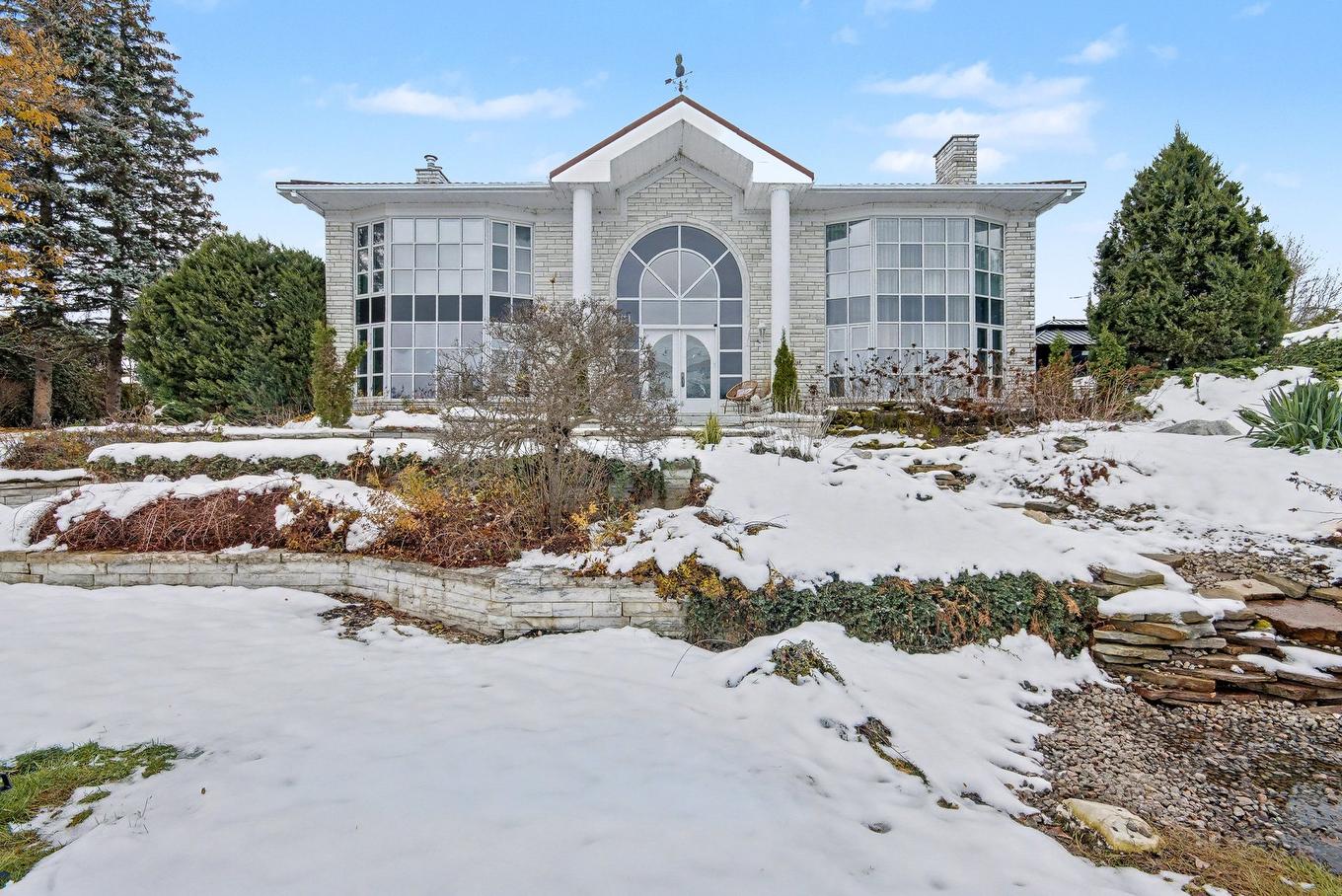 Frontage - 1080 Rue Ste-Thérèse, Saint-Jean-Sur-Richelieu, QC - Outdoor