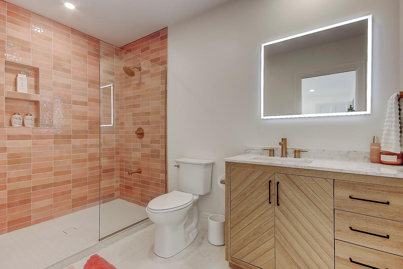 Bathroom - 1080 Rue Ste-Thérèse, Saint-Jean-Sur-Richelieu, QC - Indoor Photo Showing Bathroom