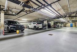 Garage -