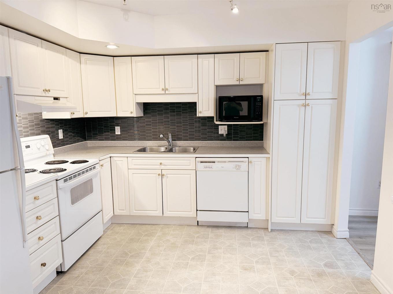 507 1041 Wellington Street, Halifax, NS