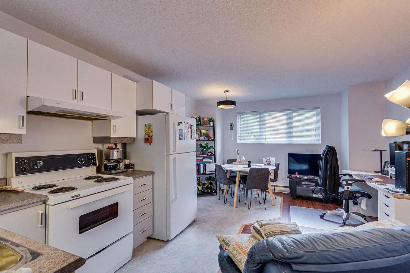 Logement - 19 Rue De L'Escalade, Gatineau (Hull), QC - Indoor Photo Showing Kitchen