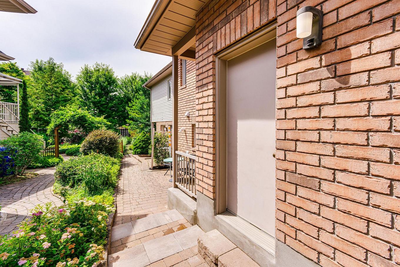 Extérieur - 19 Rue De L'Escalade, Gatineau (Hull), QC - Outdoor