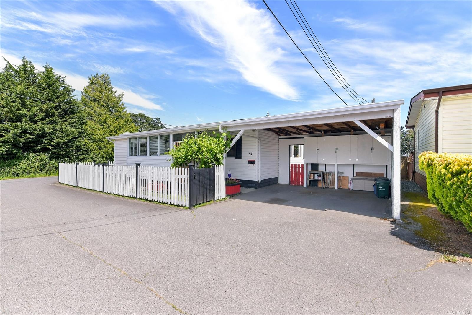 51-1555 Middle Rd, View Royal, BC