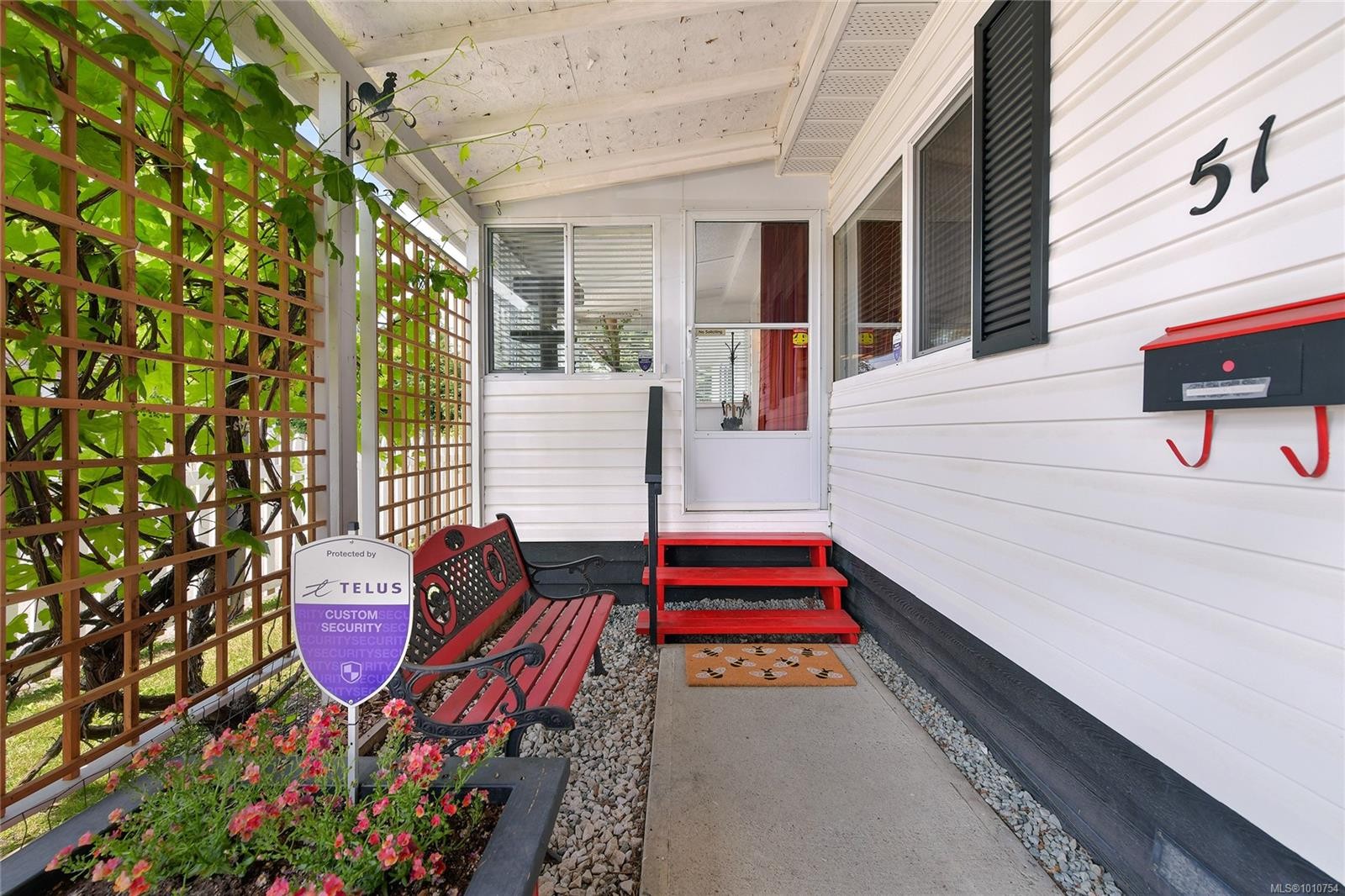 51-1555 Middle Rd, View Royal, BC