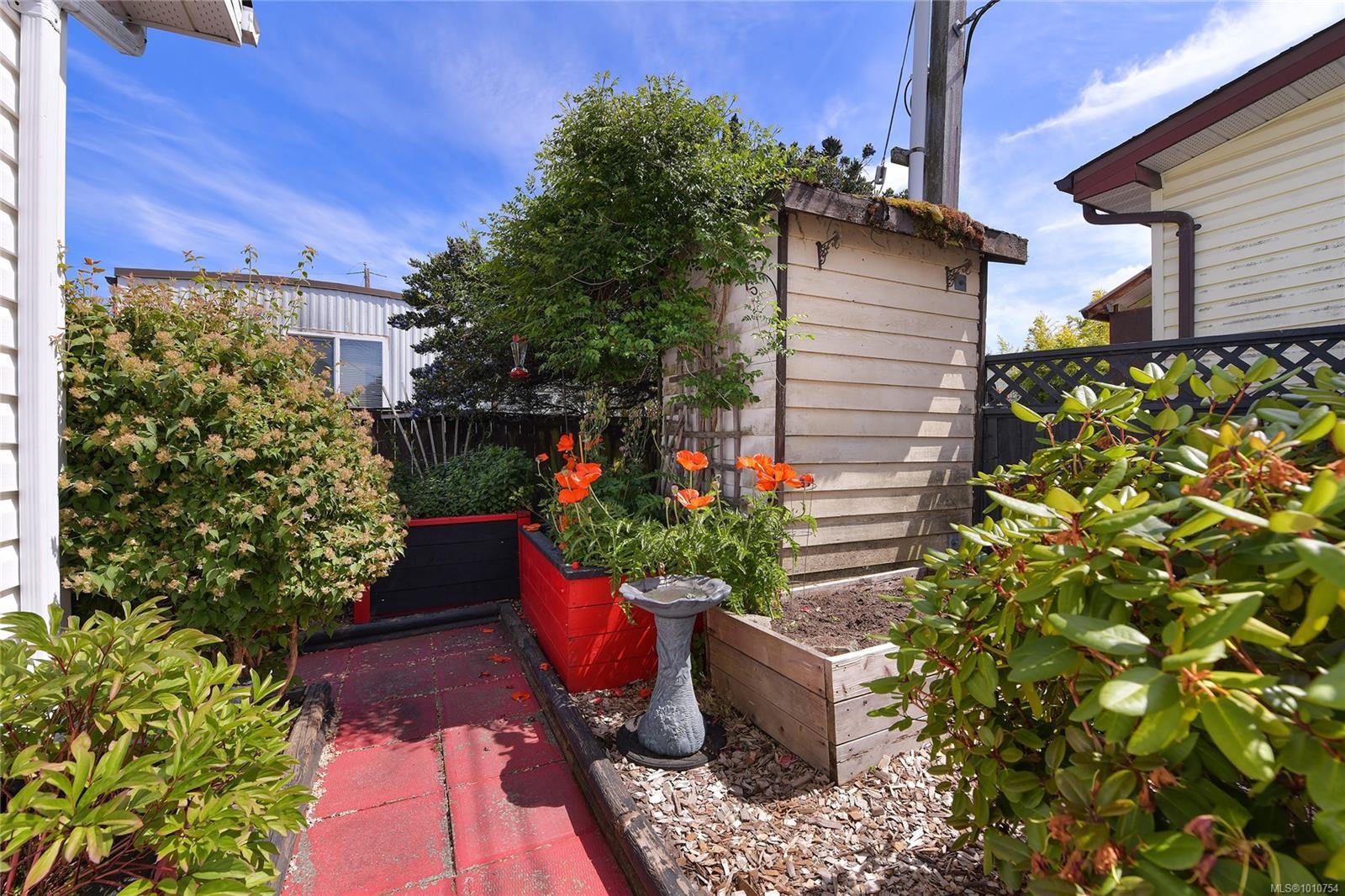 51-1555 Middle Rd, View Royal, BC