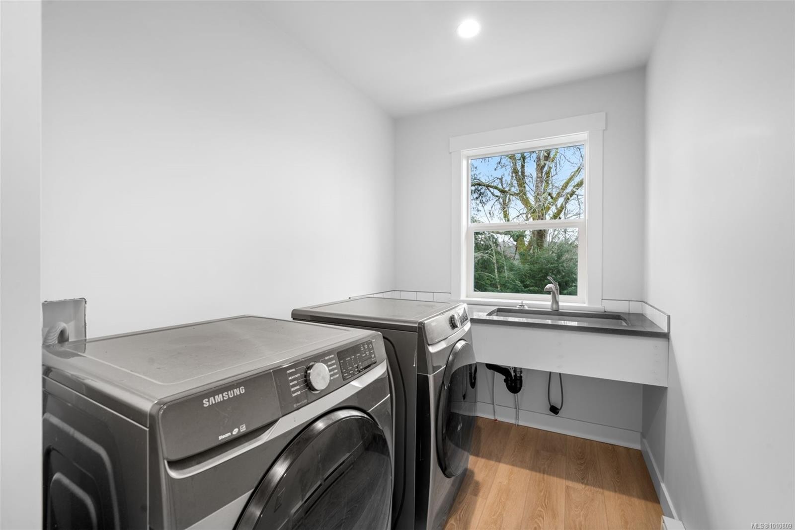 6439 Hopkins Crt, Sooke, BC