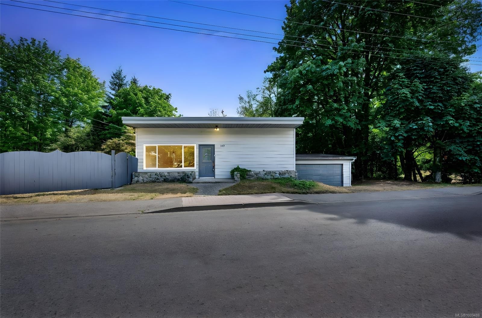 160 Cowichan Lake Rd, Lake Cowichan, BC