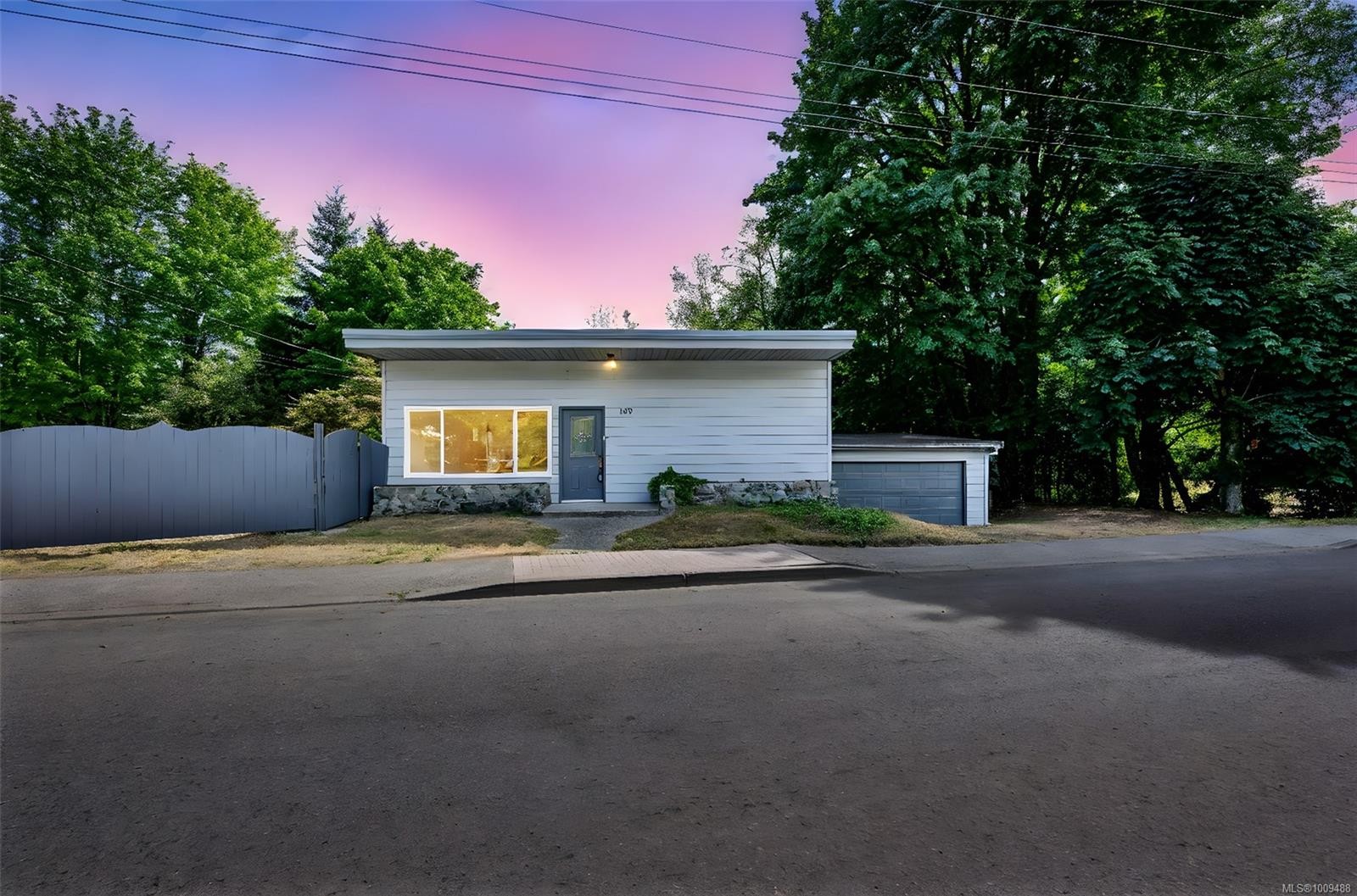 160 Cowichan Lake Rd, Lake Cowichan, BC