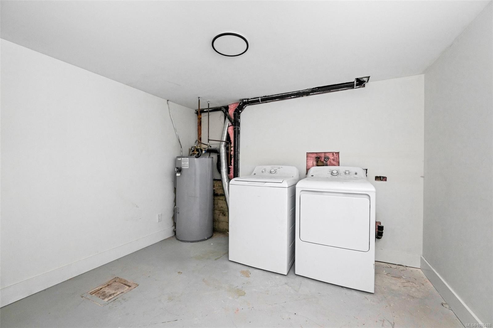 160 Cowichan Lake Rd, Lake Cowichan, BC