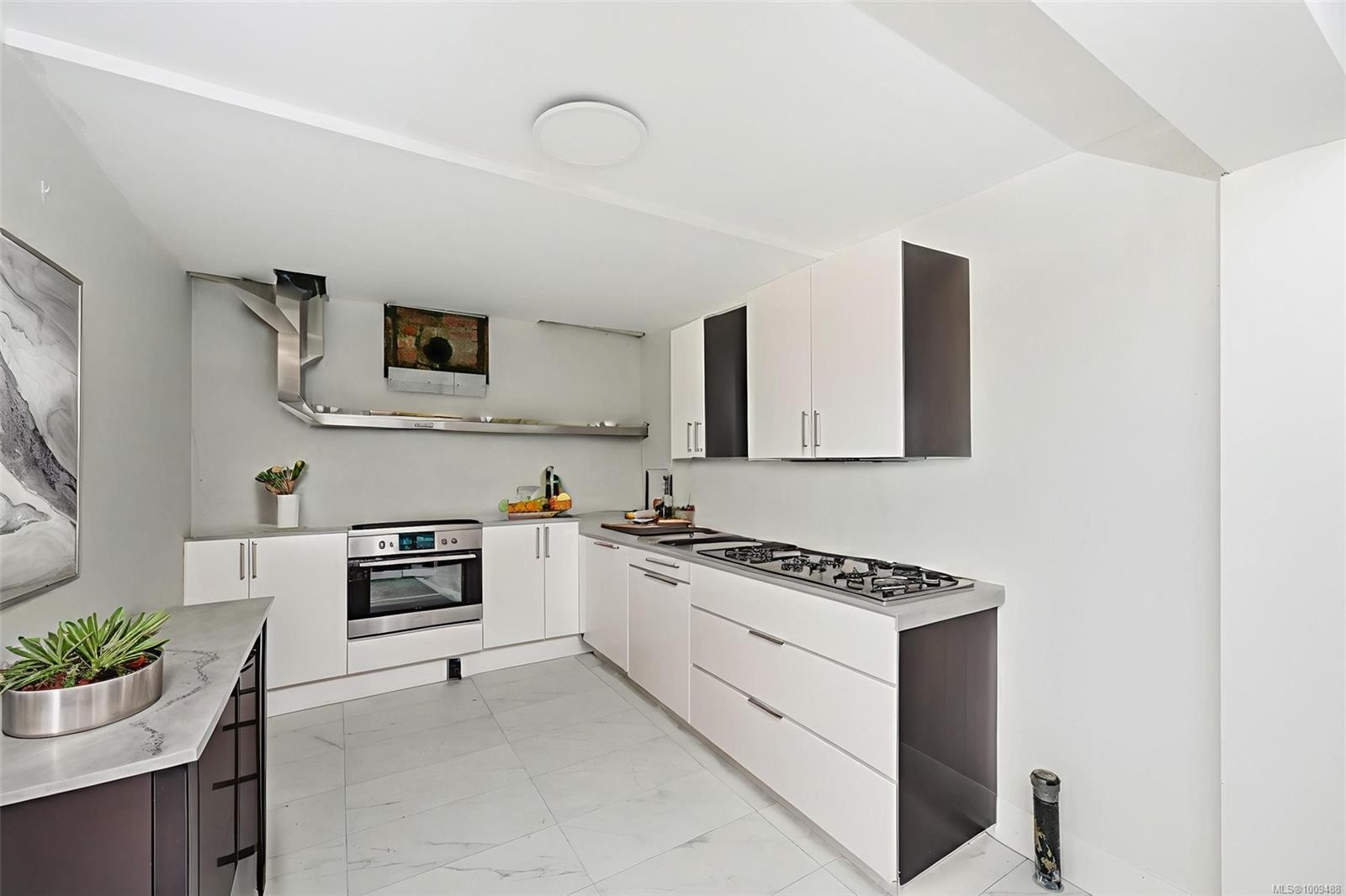 160 Cowichan Lake Rd, Lake Cowichan, BC