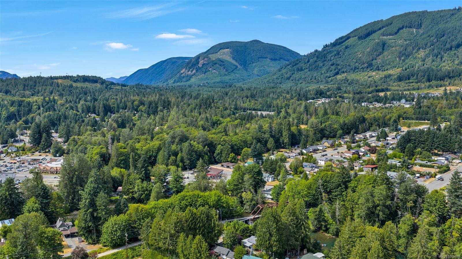 160 Cowichan Lake Rd, Lake Cowichan, BC