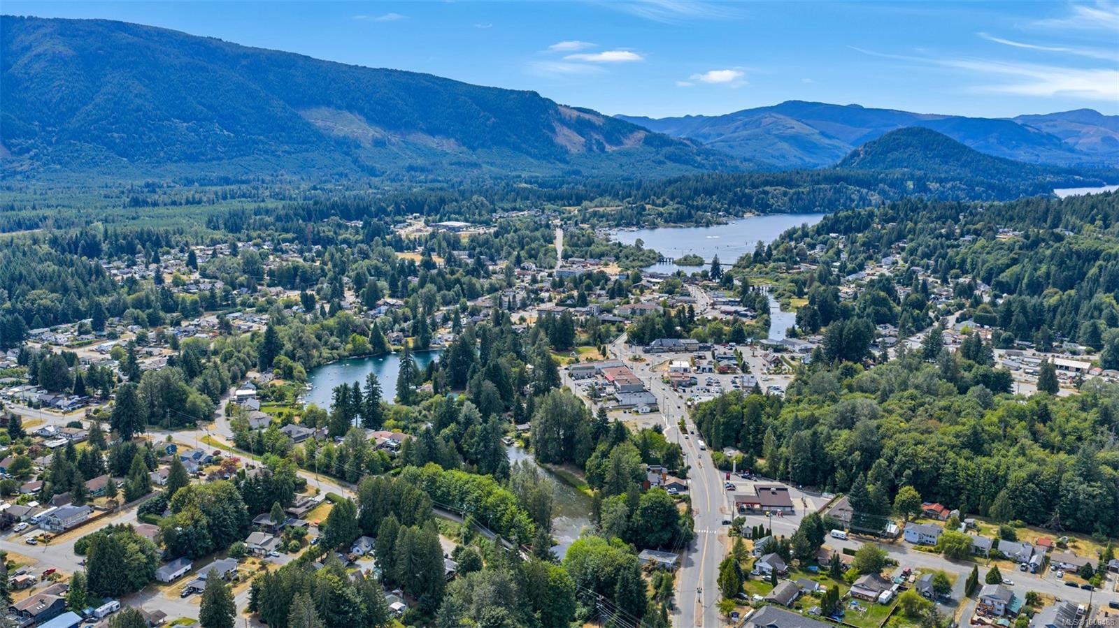 160 Cowichan Lake Rd, Lake Cowichan, BC