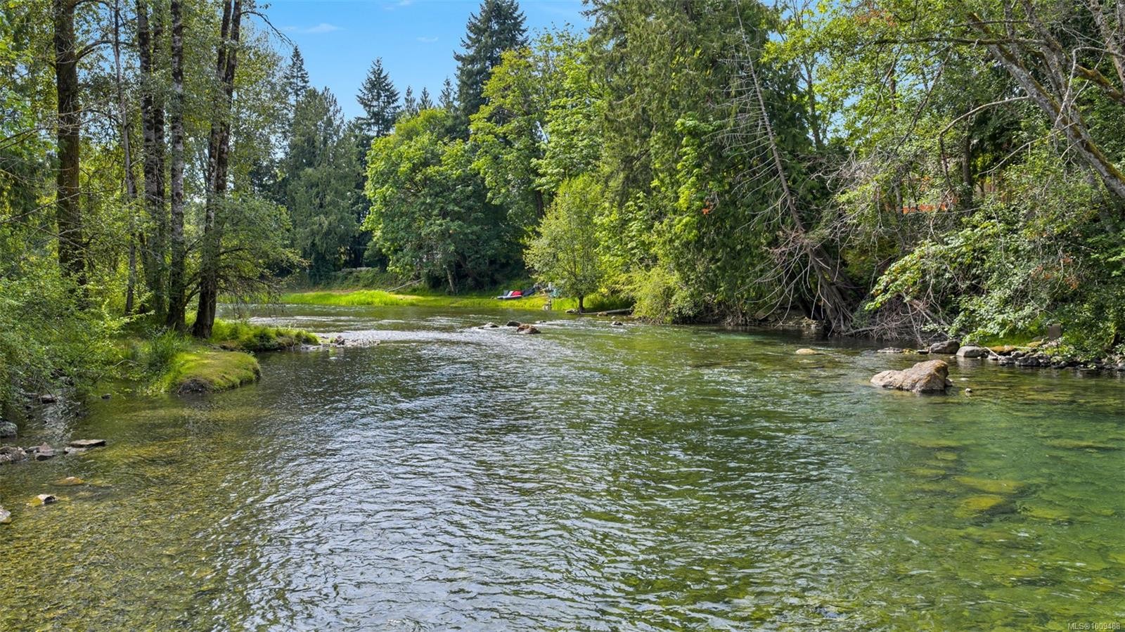 160 Cowichan Lake Rd, Lake Cowichan, BC