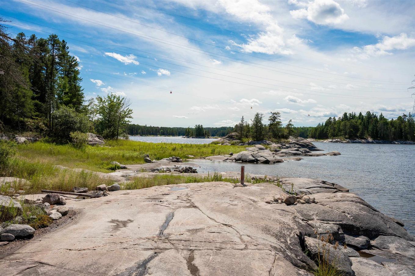 33 Lori-Lee Bay, Kenora, ON - Outdoor With Body Of Water With View