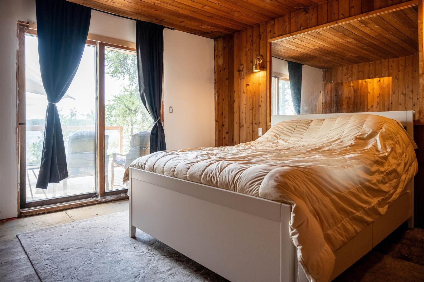 33 Lori-Lee Bay, Kenora, ON - Indoor Photo Showing Bedroom