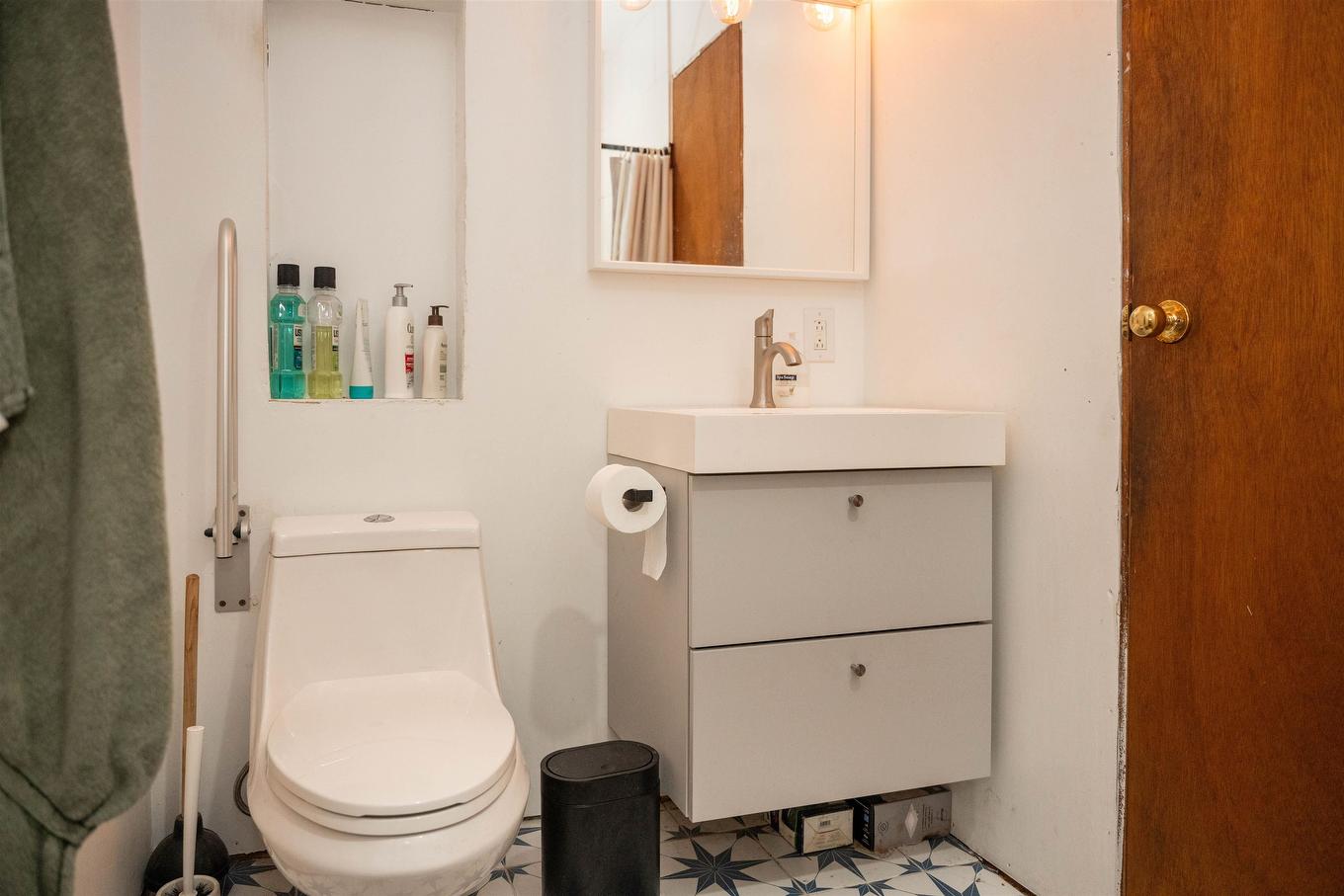 33 Lori-Lee Bay, Kenora, ON - Indoor Photo Showing Bathroom