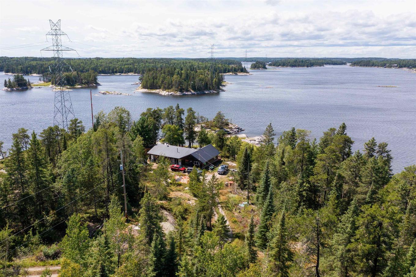 33 Lori-Lee Bay, Kenora, ON - Outdoor With Body Of Water With View