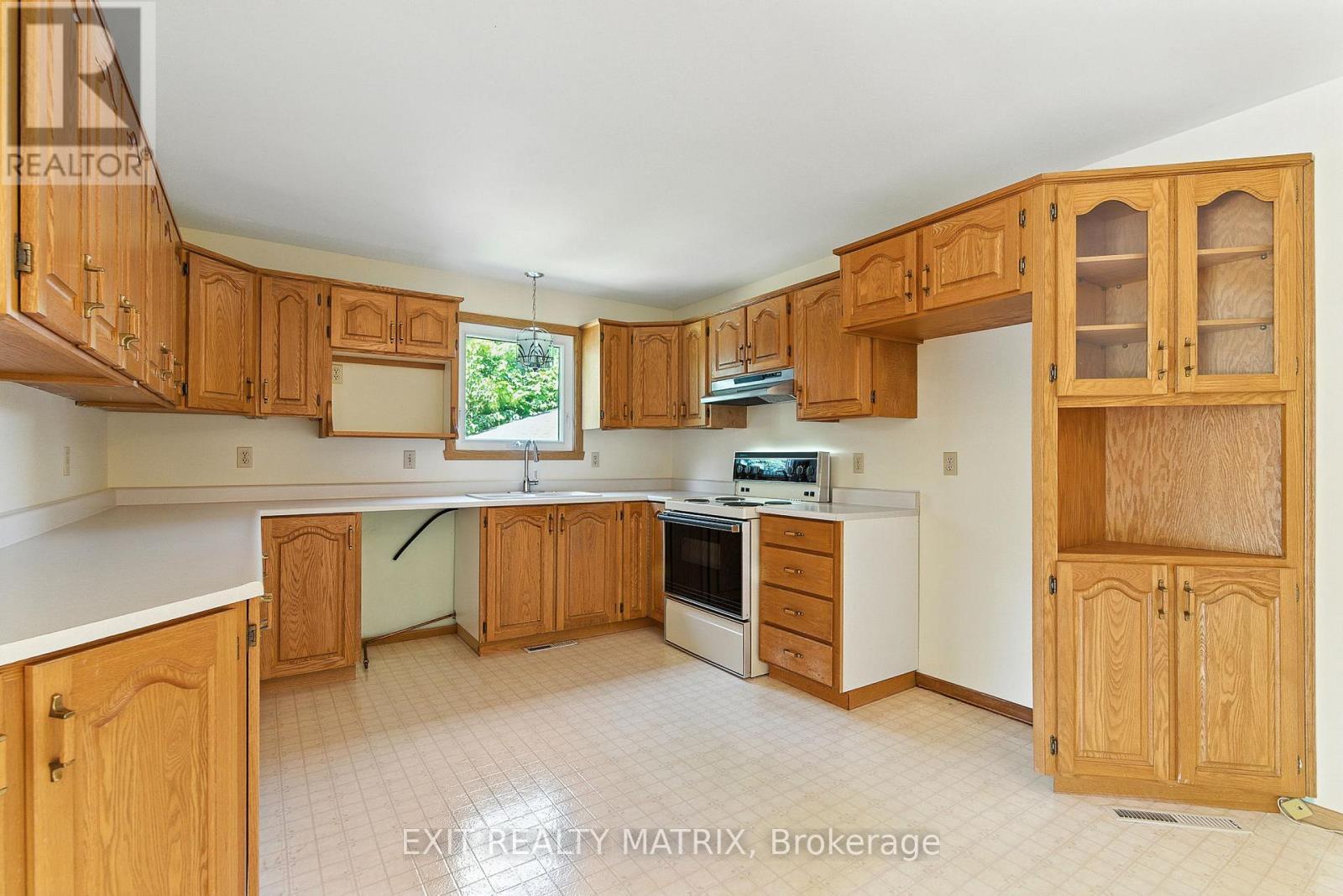 26 Farmers Avenue, Champlain, ON - Indoor Photo Showing Kitchen