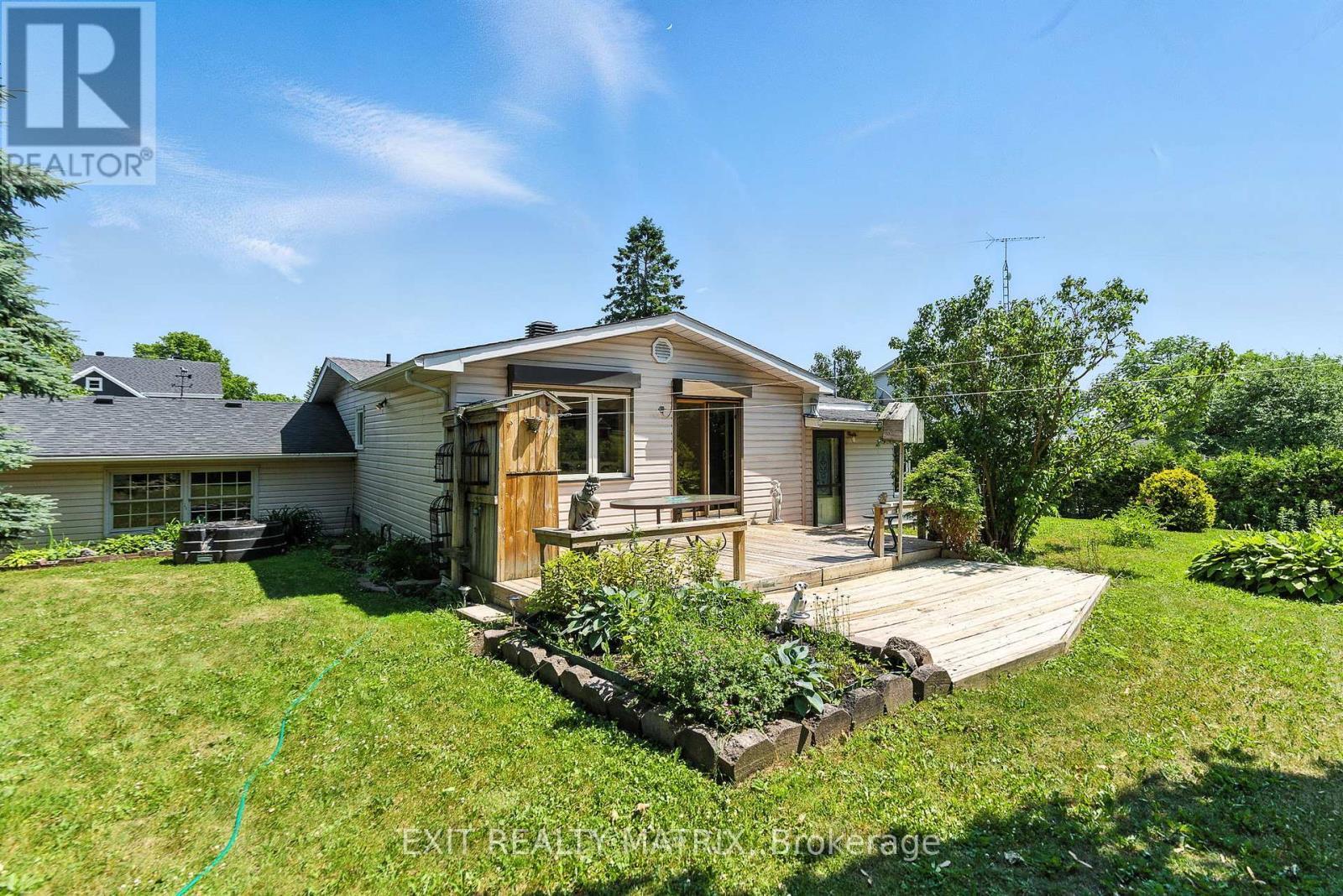 26 Farmers Avenue, Champlain, ON - Outdoor