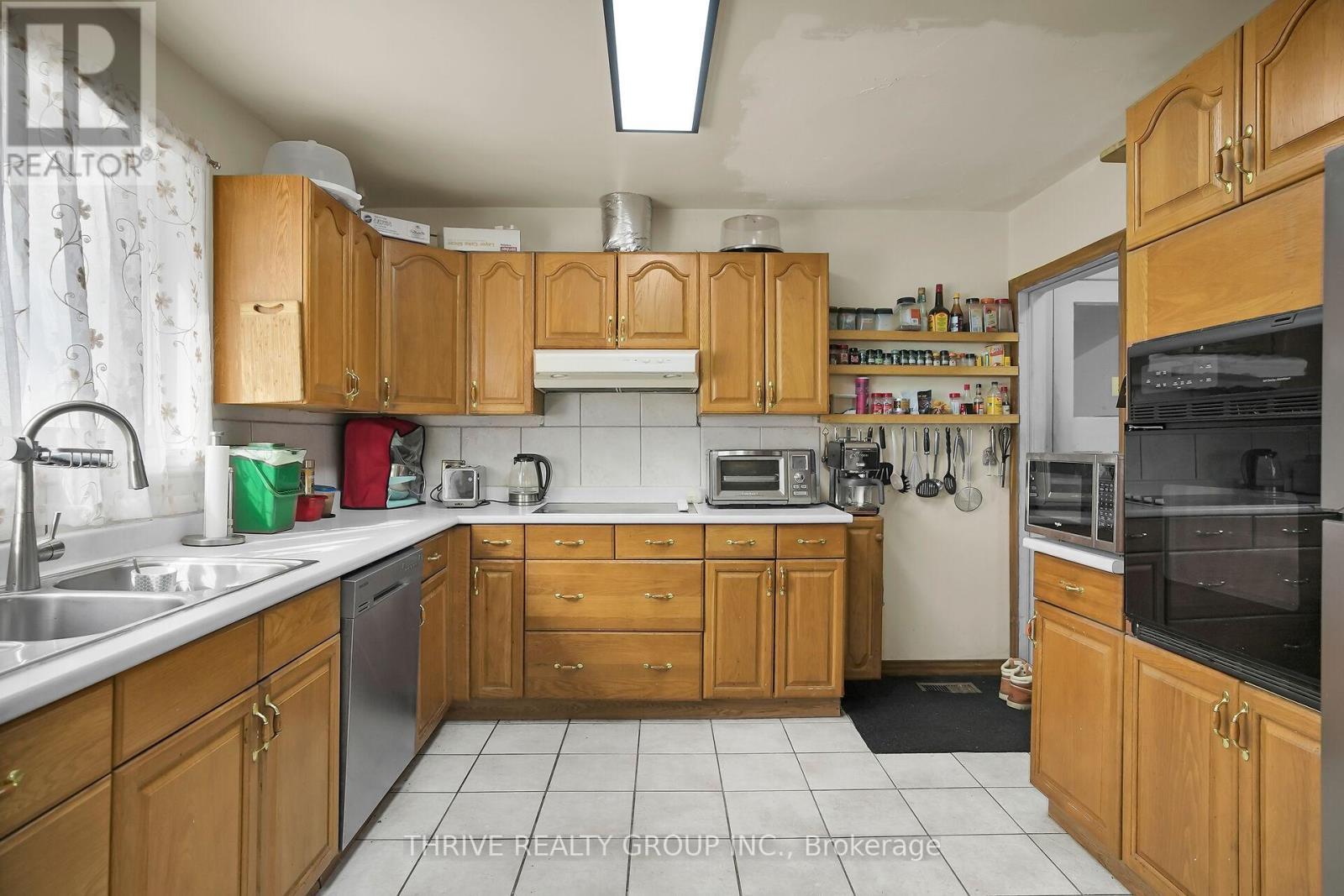 22049 Hyde Park Road, Middlesex Centre (Ilderton), ON