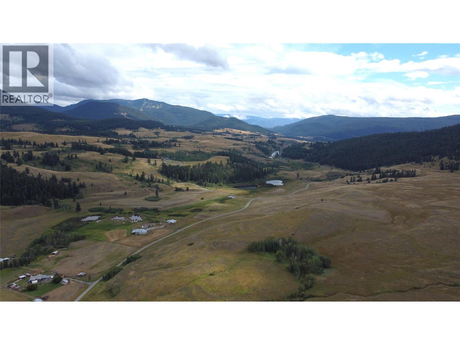 4425 Strawberry Heights Road, Kamloops, BC - Outdoor With View