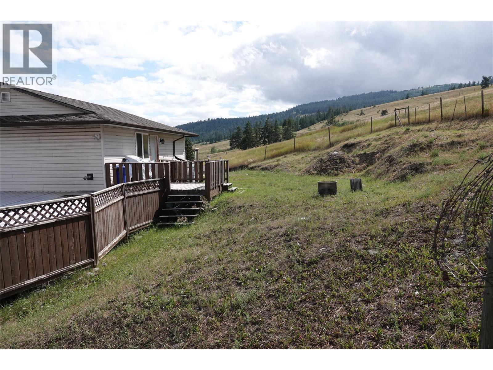 4425 Strawberry Heights Road, Kamloops, BC - Outdoor