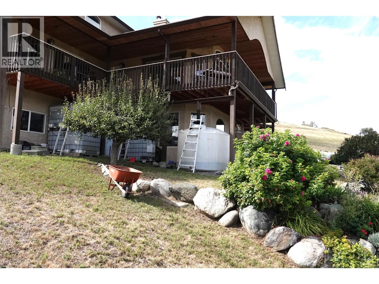4425 Strawberry Heights Road, Kamloops, BC - Outdoor