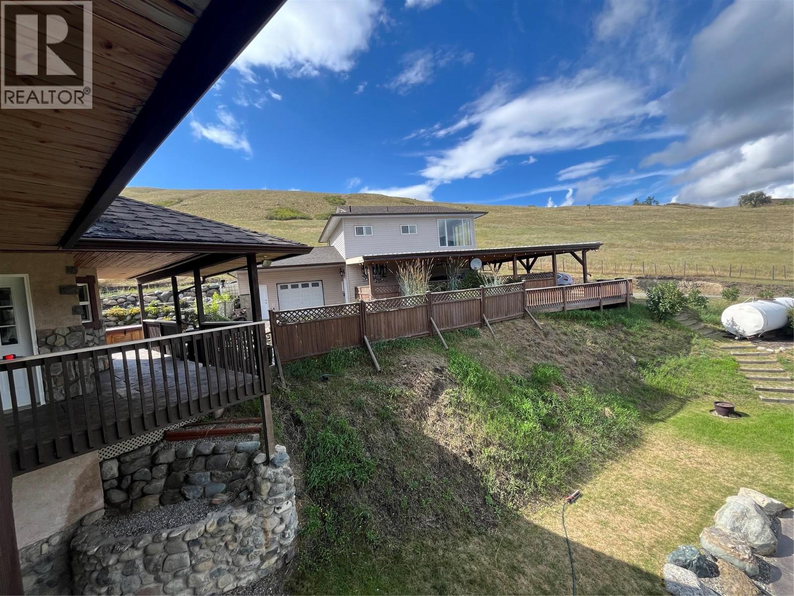 4425 Strawberry Heights Road, Kamloops, BC - Outdoor With Deck Patio Veranda