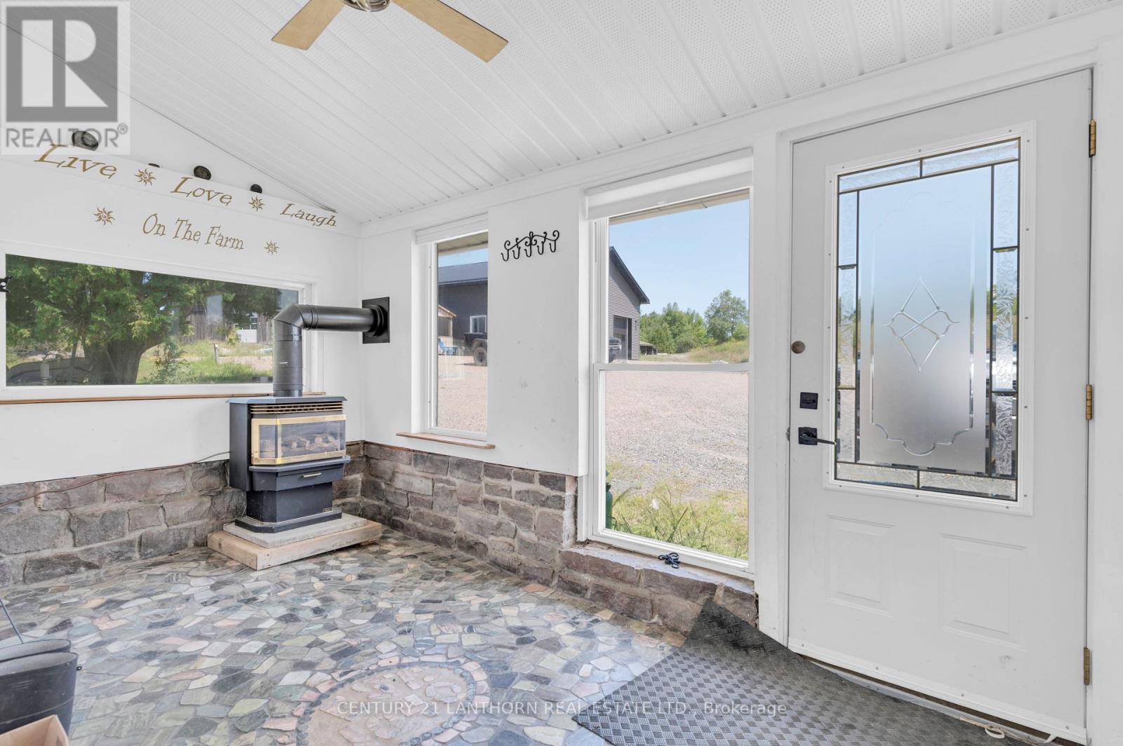 495 Barker Road, Madoc, ON - Indoor Photo Showing Other Room