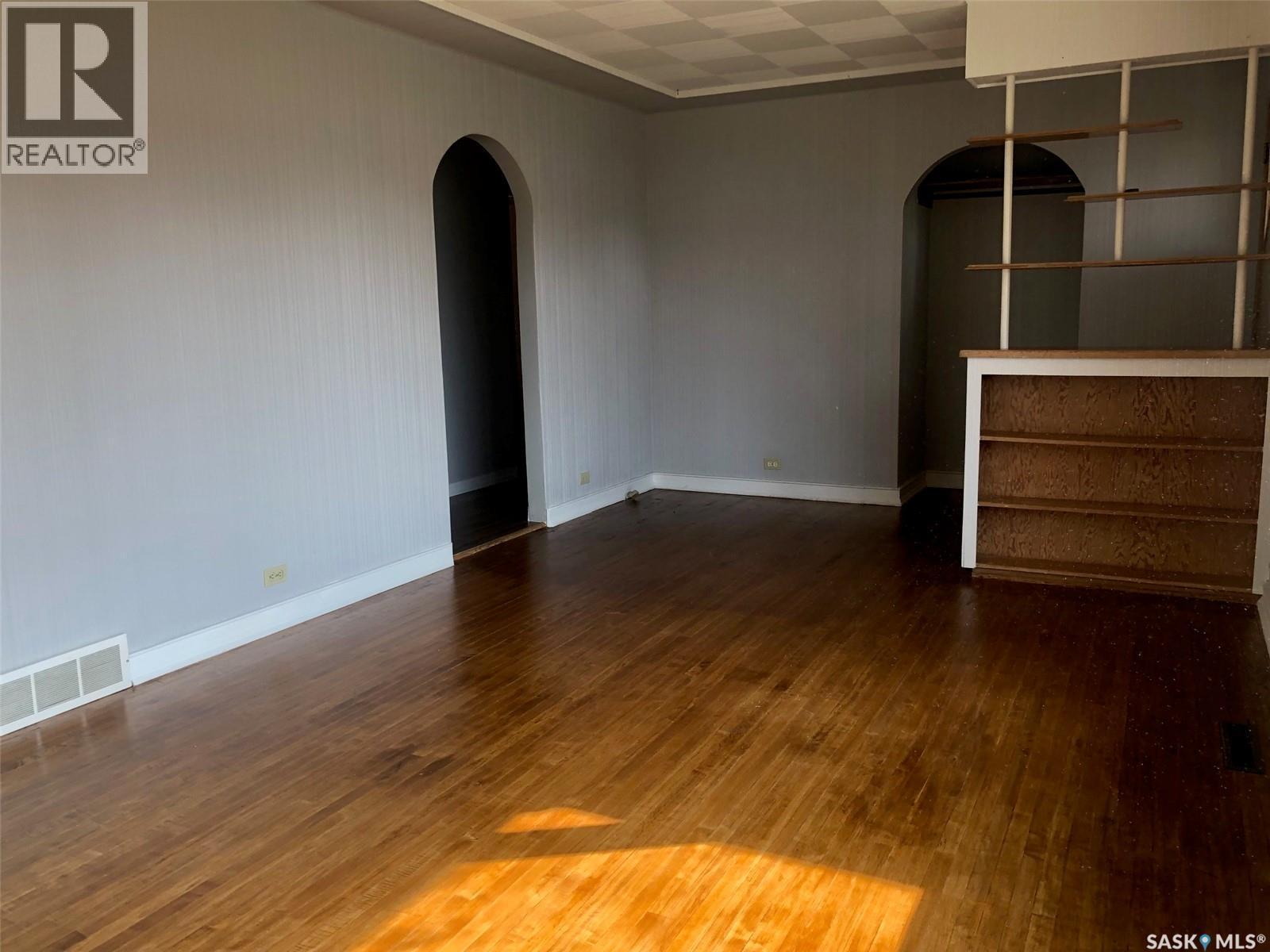 303 Fourth Avenue E, Canora, SK - Indoor Photo Showing Other Room