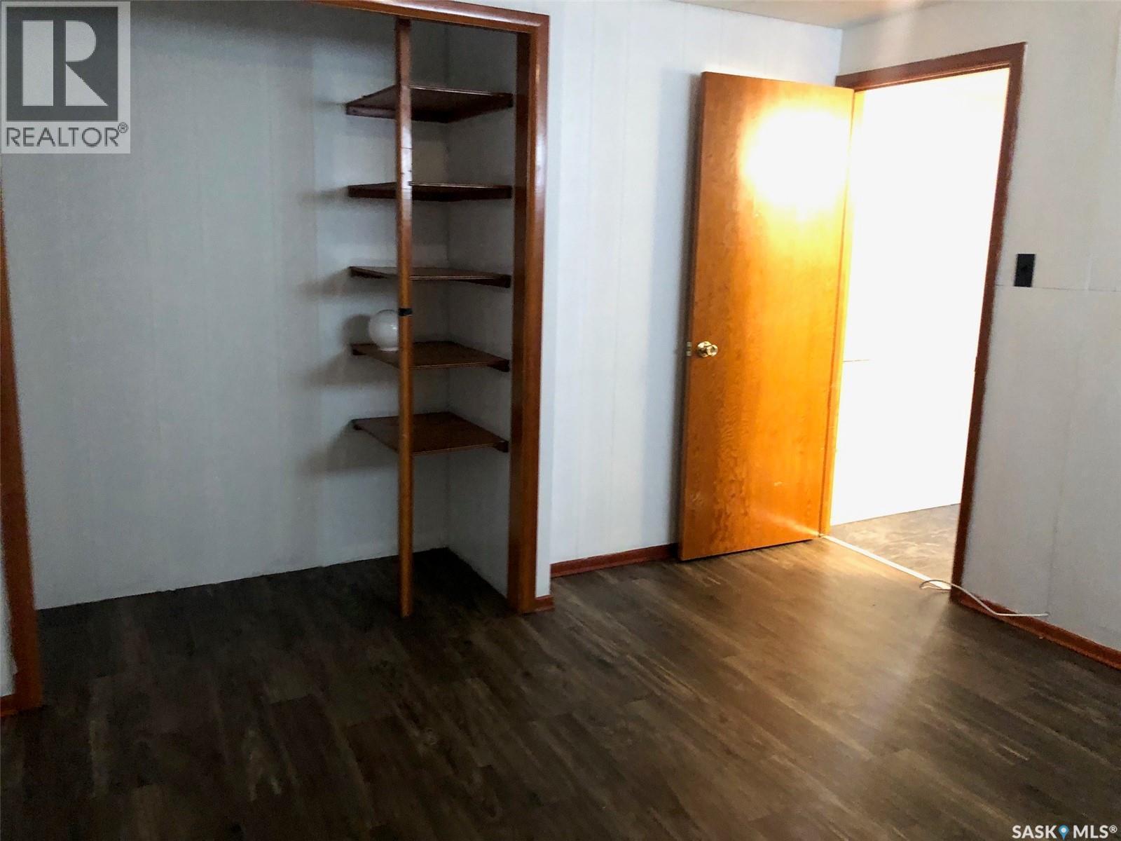 303 Fourth Avenue E, Canora, SK - Indoor Photo Showing Other Room