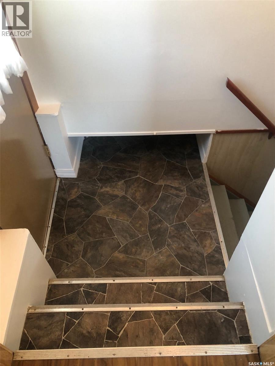 303 Fourth Avenue E, Canora, SK - Indoor Photo Showing Other Room