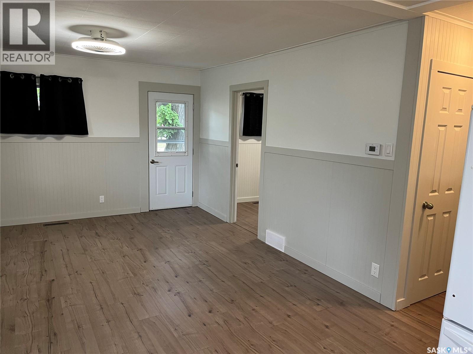 103 4Th Avenue E, Lafleche, SK - Indoor Photo Showing Other Room