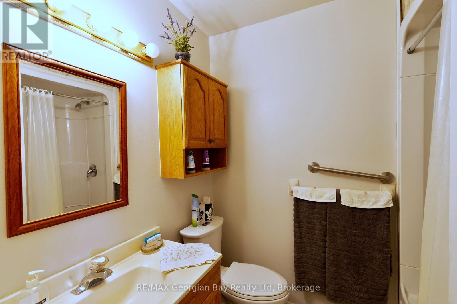 1057 Dina Crescent, Midland, ON - Indoor Photo Showing Bathroom